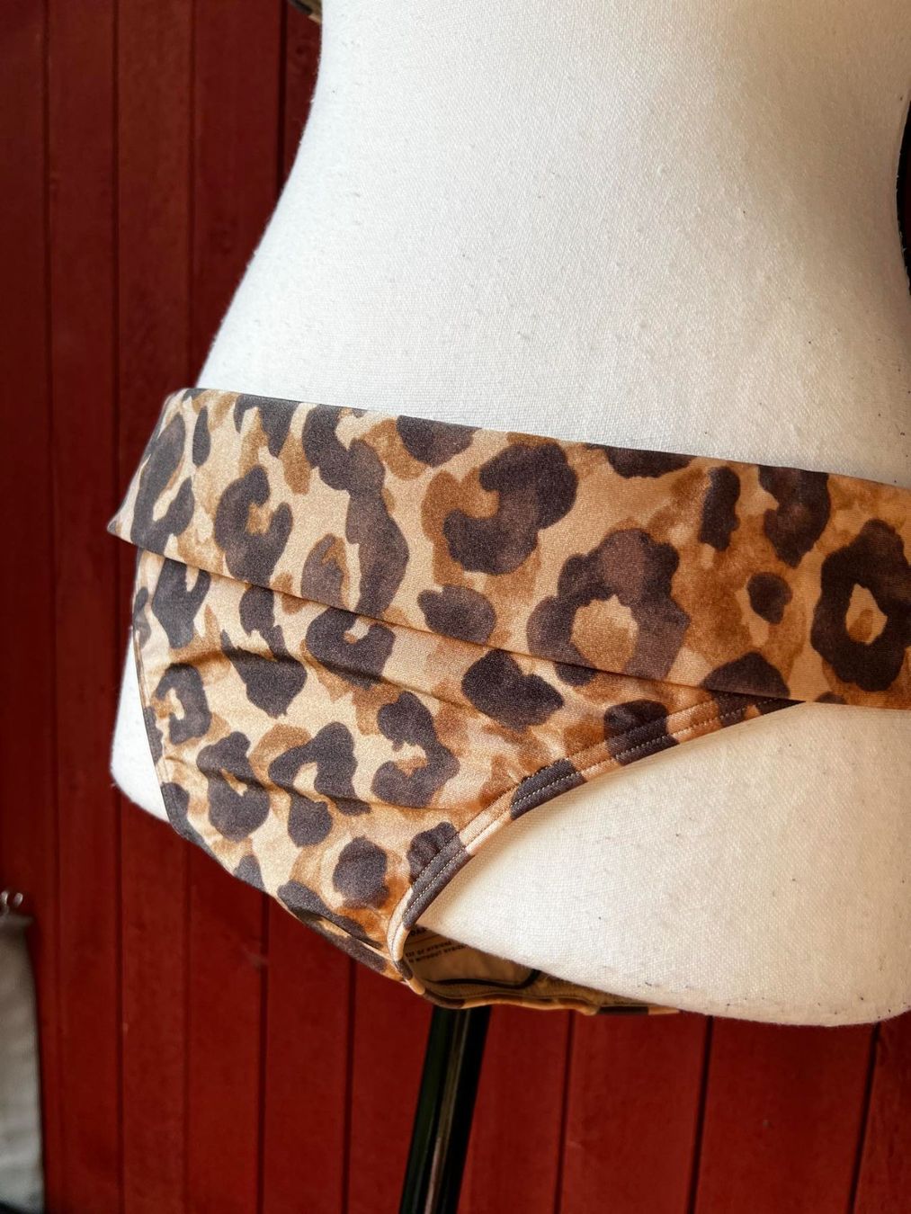 Costumi da bagno & Bikini: Neue Badeanzug 44 – Nuovo e nell'imballaggio originale da Riehen venduto da ann_76jw 7