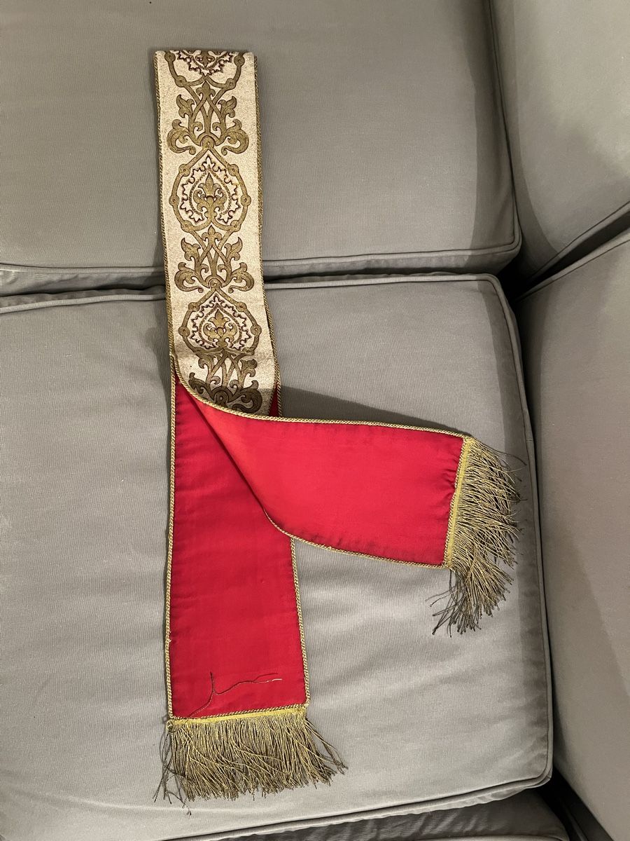 Foulard & Sciarpe: Hochwertige Manipel  mit Goldfäden und Fransen – Usato da Otelfingen venduto da Yossi-68