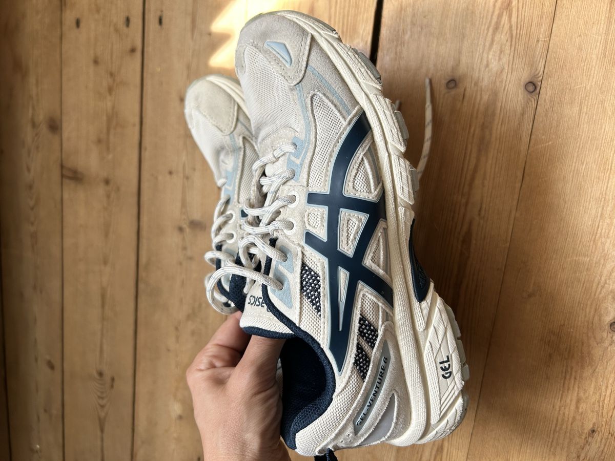 Asics Damenschuhe: Asics gr 38💜 – Gebraucht aus Basel von Nicetohave13 3