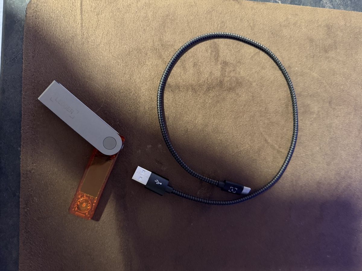 Chiavette USB: Ledger Nano X - Orange – Usato da Dübendorf venduto da Nugat_Schweiz 2
