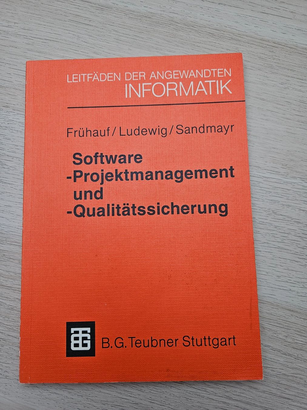 Libri: Software-Projektmanagement und -Qualitätssicherung – Nuovo (secondo la descrizione) da Thun venduto da yannisgu