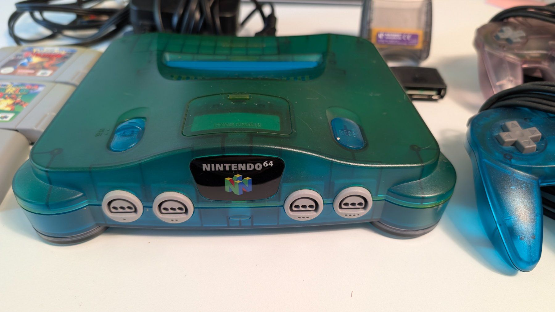 Nintendo Console: Nintendo 64 Türkis Set + 6 Spiele + 2 Controller – Usato da Amriswil venduto da PatiSun 3