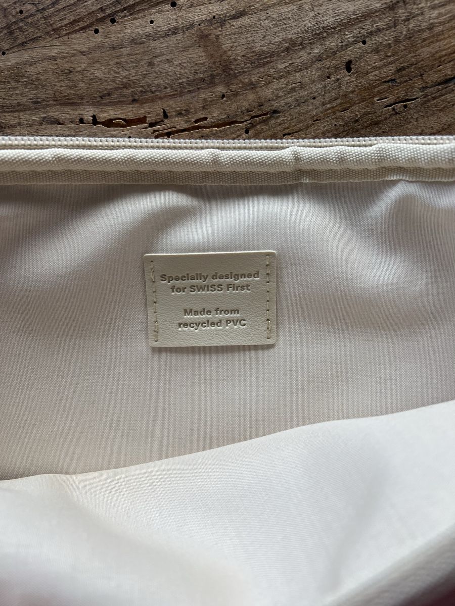 Swiss Borse: Zimmerli x SWISS First Class Tasche – Nuovo (secondo la descrizione) da Olten venduto da isabelschmid 1