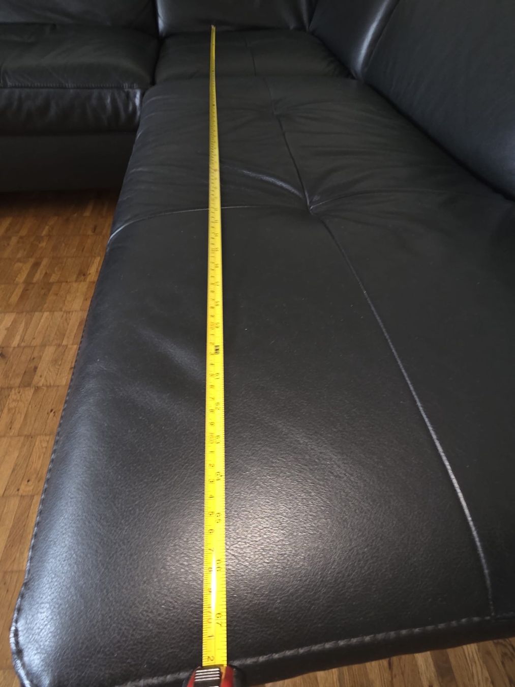 Sofas: echtes Ledersofa – Gebraucht aus Ettingen von car_7mv7 5