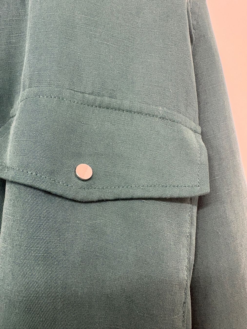 Mango Giacche: Damenblouson Mango, Gr. L, dunkelgrün – Usato da Egg b. Zürich venduto da adimoxon 2