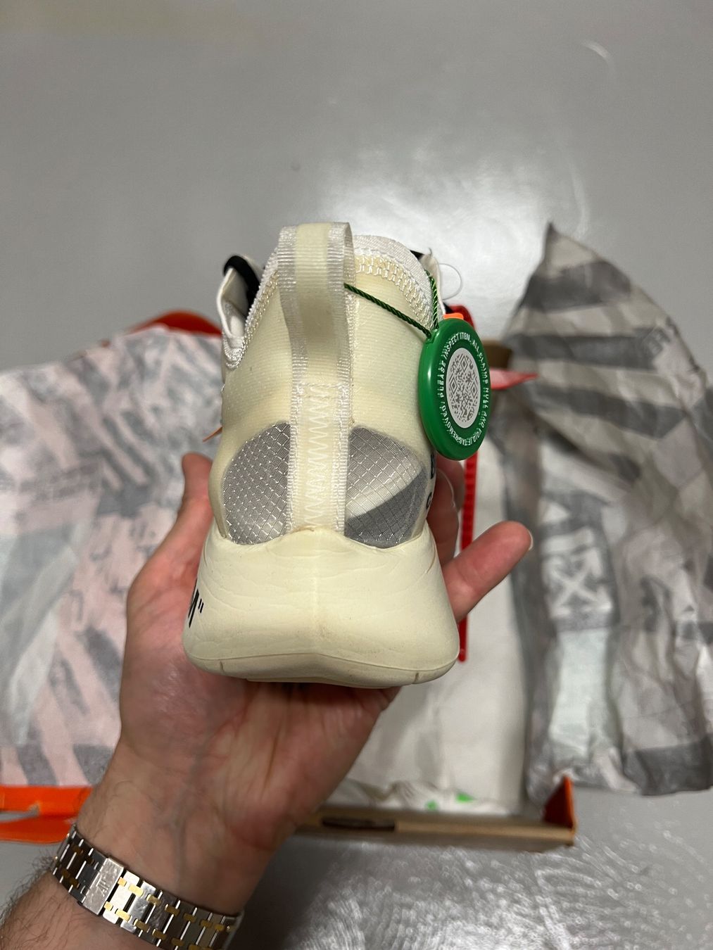Nike Scarpe da uomo: Nike Zoom Fly Off-White - EU 45.5 – Nuovo e nell'imballaggio originale da Bern venduto da ElevenFive 5