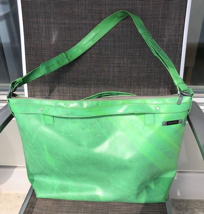 FREITAG Reference Tasche Modell R121 AHLGREN, in grün (Gebraucht) in ...