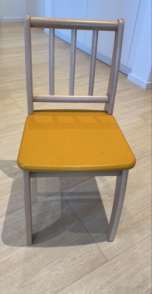 Geuther Set di tavolo e panche: Kindersitzgruppe (Geuther) – Usato da Zumikon venduto da Haeckens 1