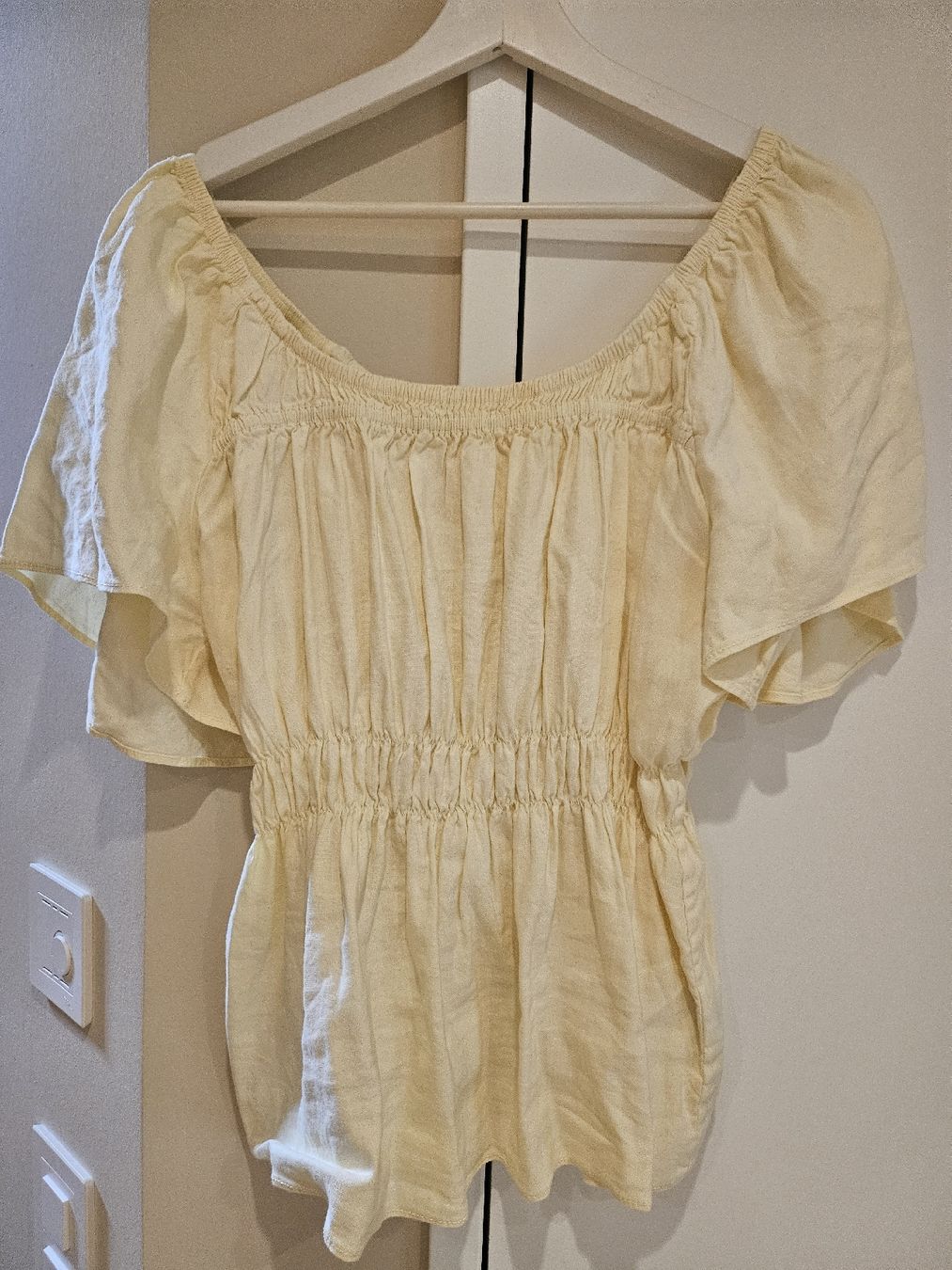 Blusen: Everlane Leinenbluse gr.L hellgelb  – Gebraucht aus Allschwil von na.wi.90