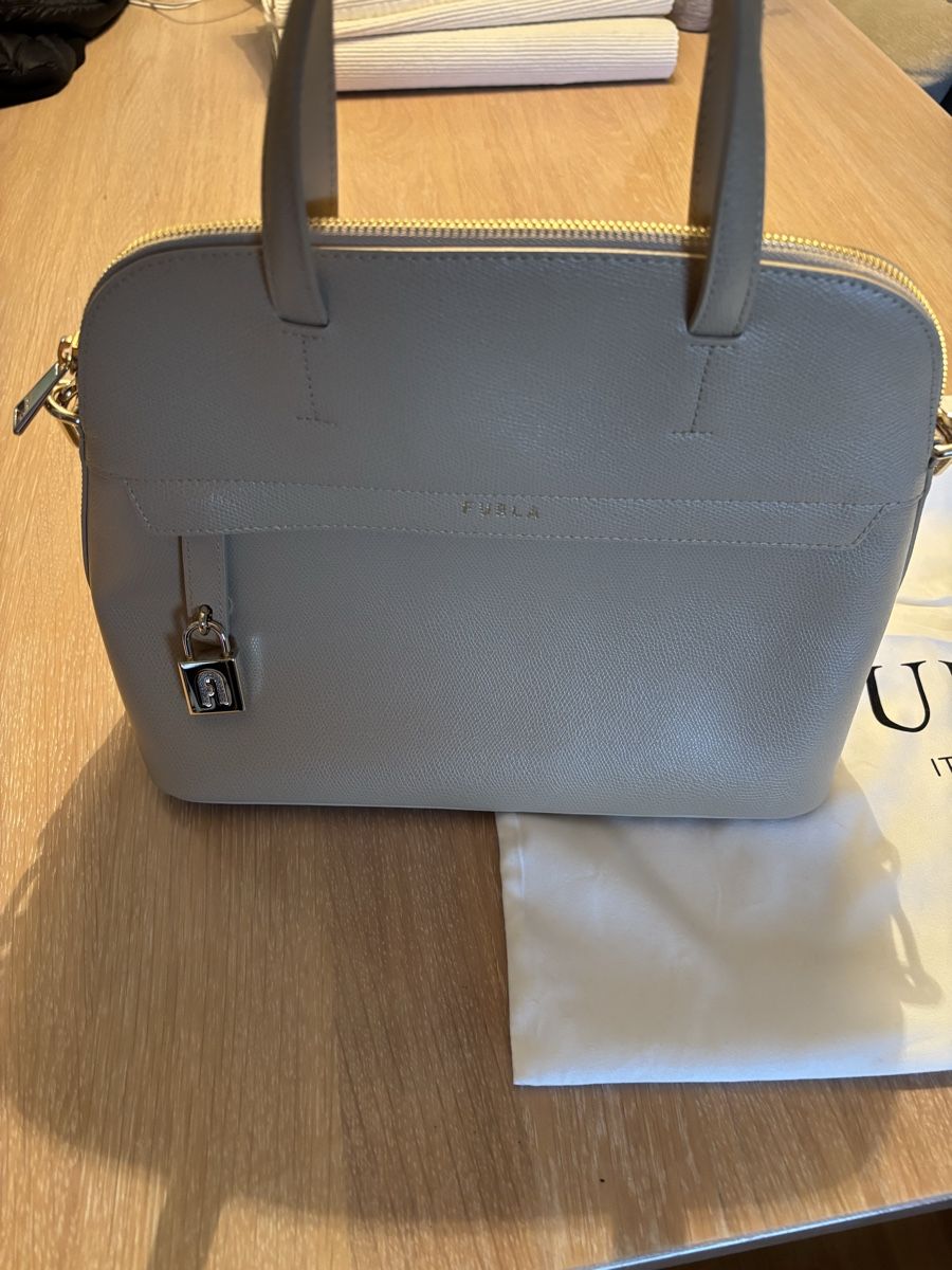 Furla Borse da donna: Handtasche Furla – Nuovo e nell'imballaggio originale da Brüttisellen venduto da Perrier1961 3