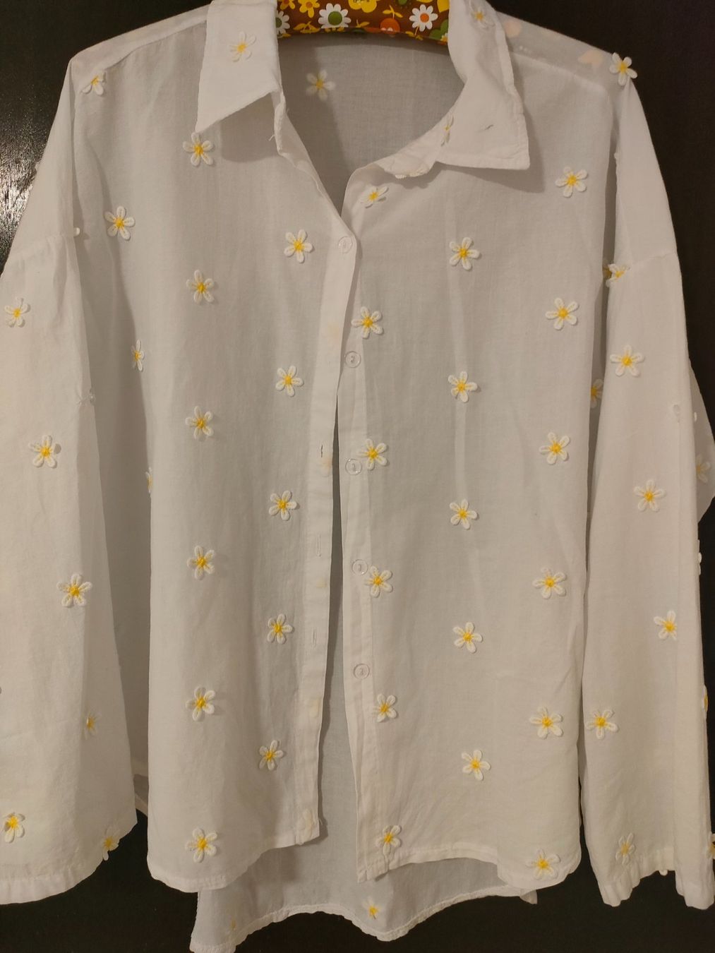 Camicette: Bluse mit Applikationen – Usato da Brugg AG venduto da Mashaba