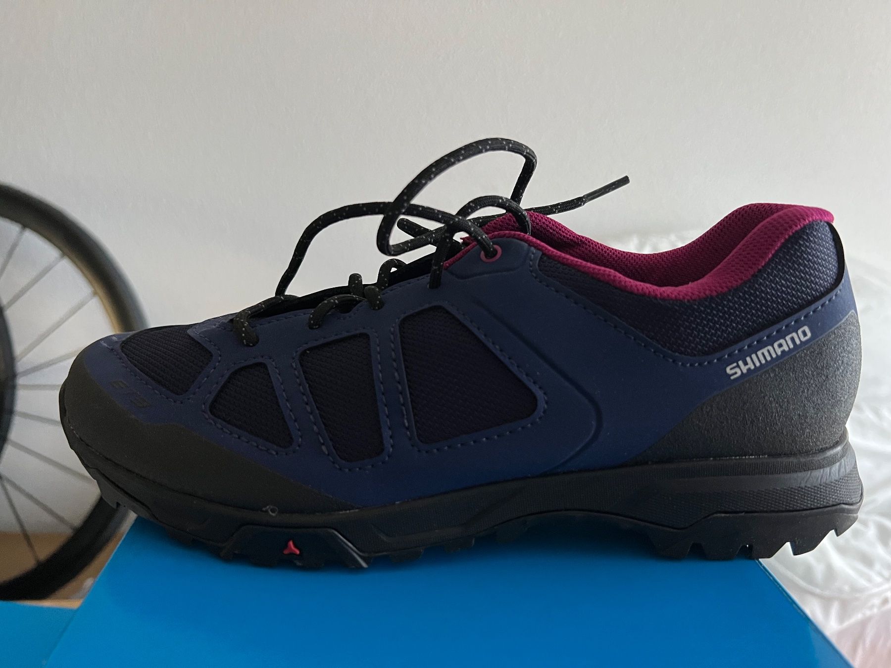 Shimano Scarpe da donna: Shimano ET-3 Damen MTB Schuhe Gr. 38 – Nuovo e nell'imballaggio originale da Roggwil BE venduto da and_sl26