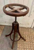 Original Thonet Drehhocker Nr. 1 aus der Zeit 1905-1910