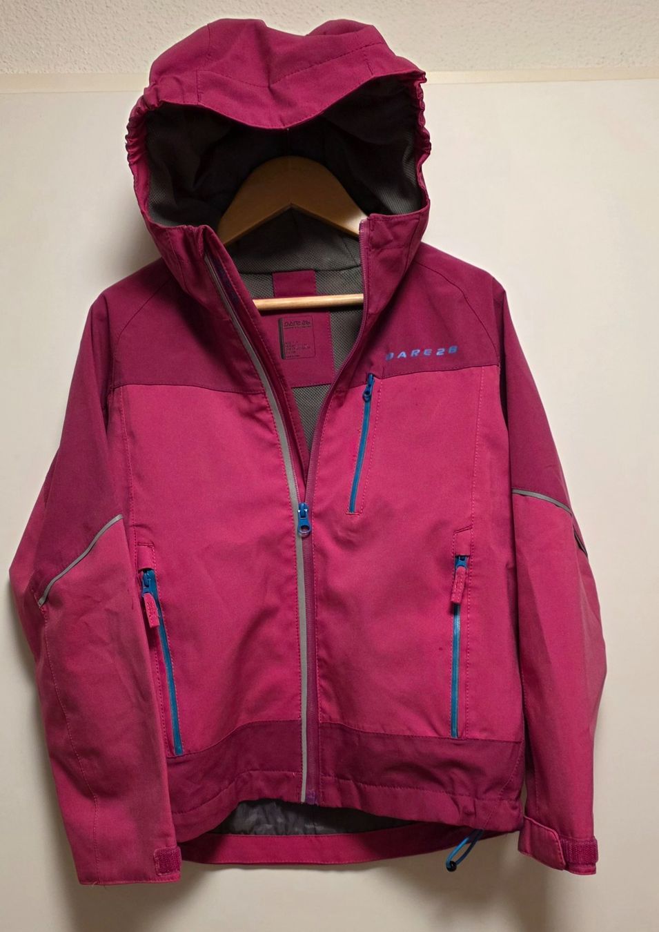 Giacche & Cappotti: hübsche Softshell-Funktions-Übergangsjacke - Dare 2 b - 128 – Usato da Fällanden venduto da zeno01 7