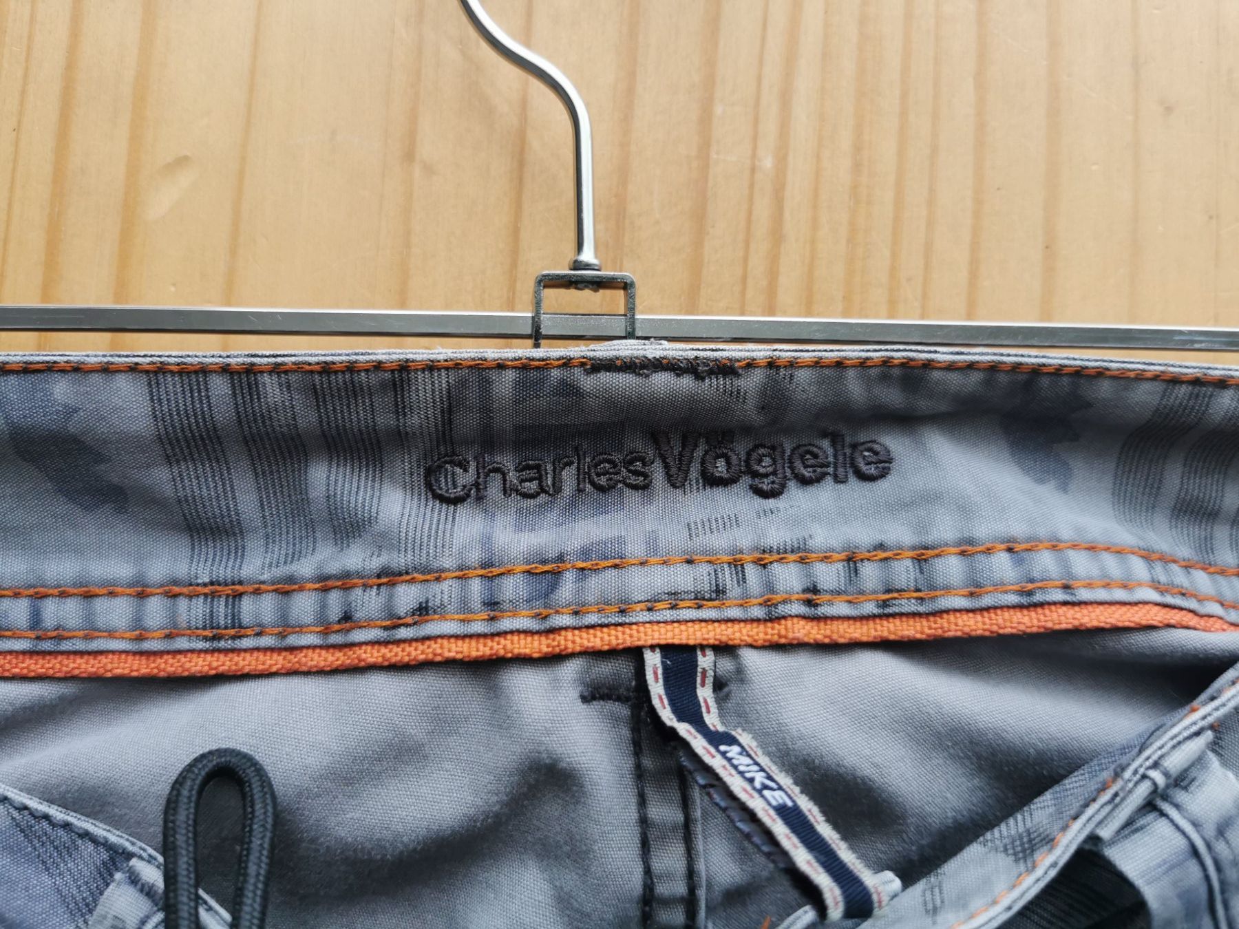 Pantaloni: Cargo-Shorts, Graumeliert, Gr. 42/44 – Usato da Genève venduto da GVMaam 3