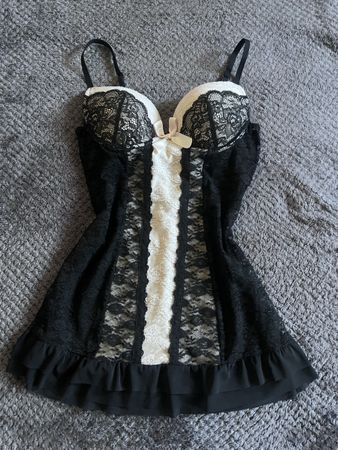 2000s Hot Top