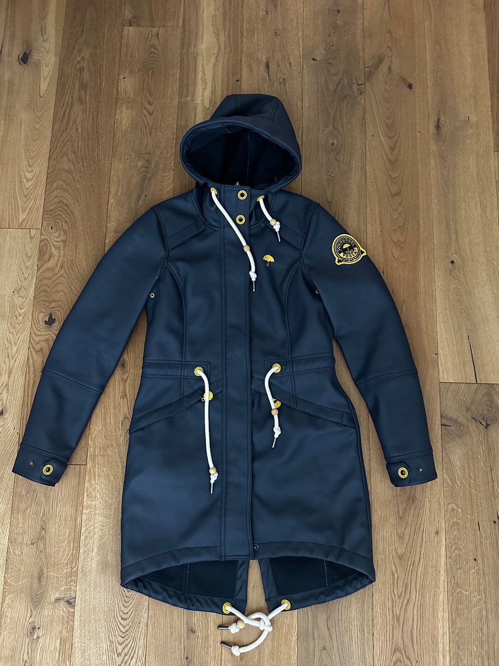 Schmuddelwedda Cappotti: Schmuddelwedda Regenparka navy Gr. S – Usato da Uttigen venduto da 1hihallo4