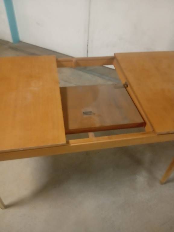 Tische: Mid century Ausziehtisch scandinavia – Gebraucht aus Basel von Petergunn 1