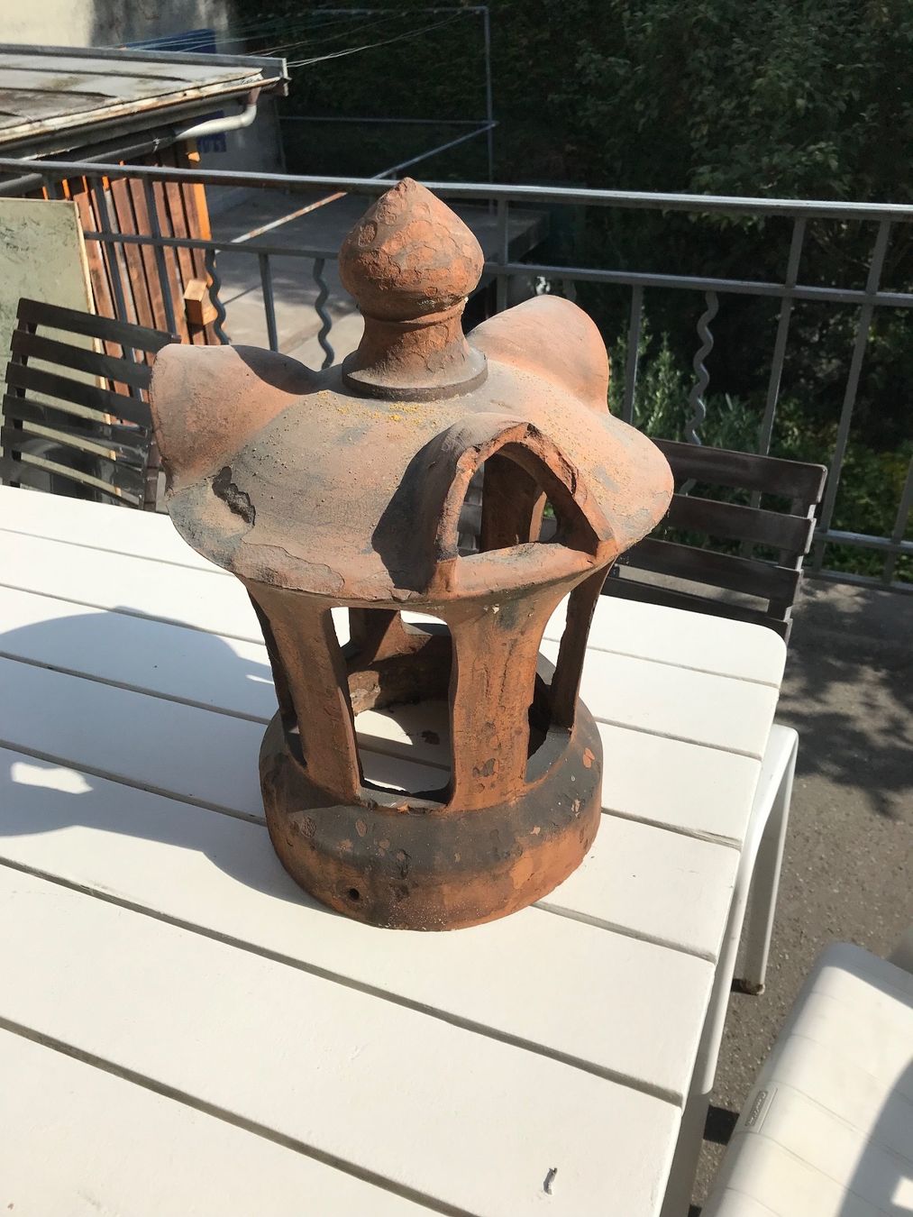 Camini: Lanterne de cheminée terre cuite – Usato da Vevey venduto da cburgle