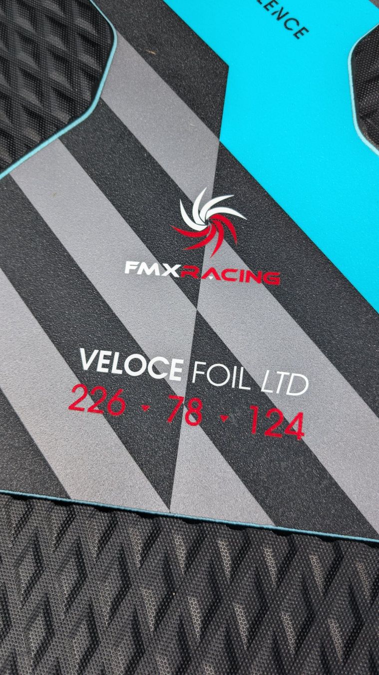 Tavole da surf e di nuoto: FMX Veloce Foil Freeride Board mit Starboard Foil – Usato da Gerolfingen venduto da deluk 4