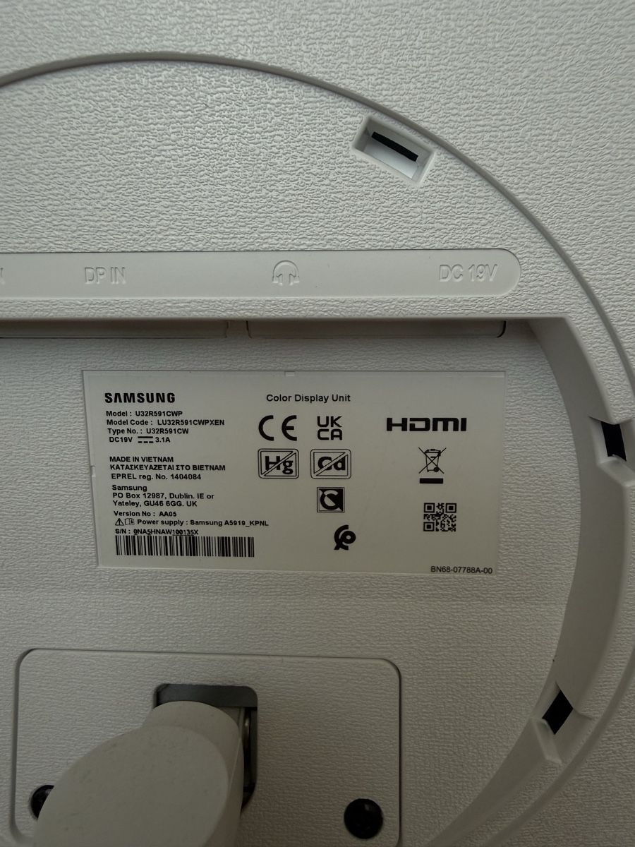 Samsung Monitore: Samsung PC-Bildschirm Curved 32 – Gebraucht aus Lüscherz von Malines 2