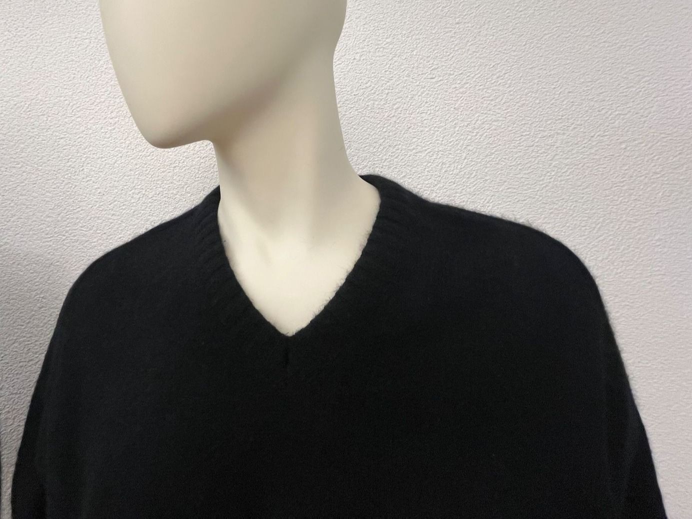 Maglioni & Felpe: Possum Pullover Herren V-Ausschnitt schwarz Grösse M – Nuovo e nell'imballaggio originale da Zollikofen venduto da marys-choice 3