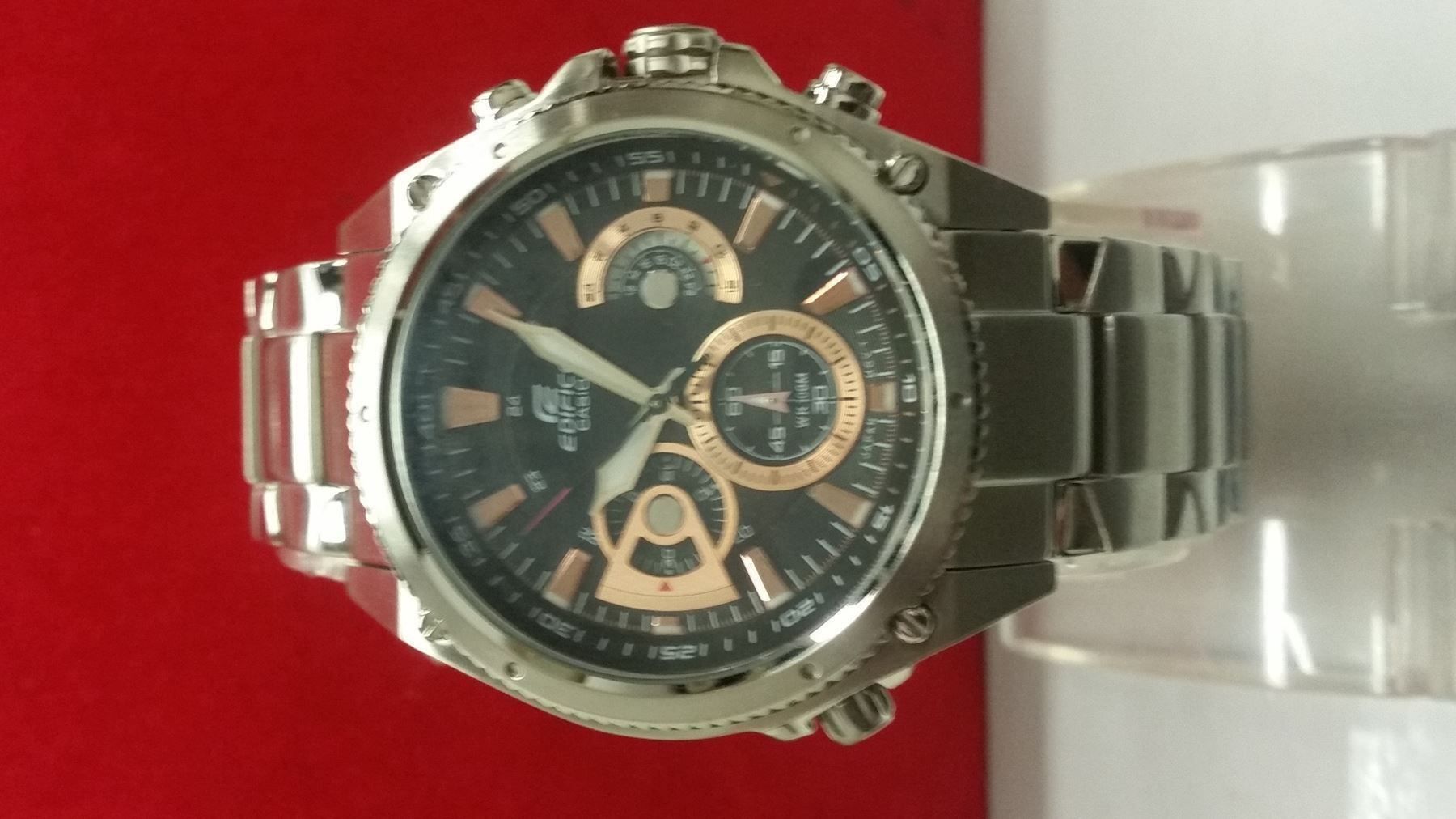 Casio Montres: Wunderschone casio original – Neuf avec emballage d'origine à Adliswil par prince65 1
