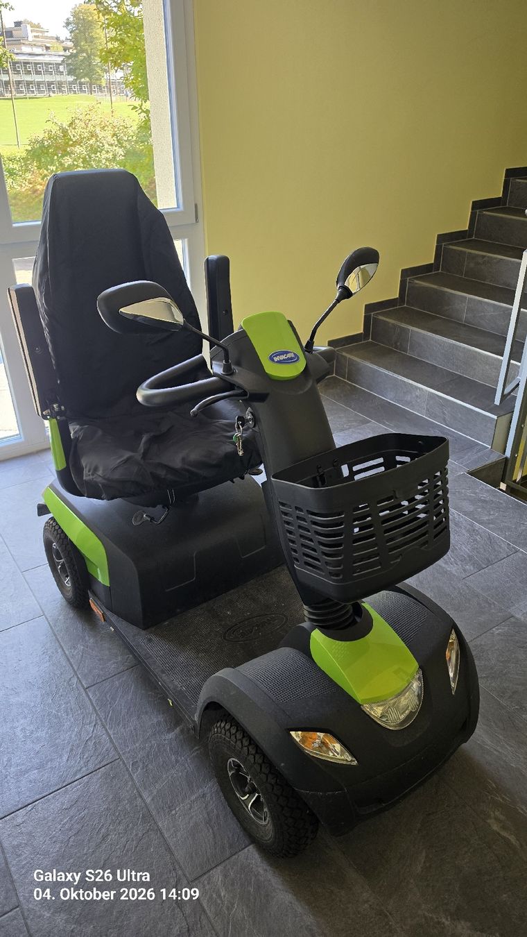 Voiturettes électriques: Invacare Comet Pro – D'occasion à Winterthur par FlorianOconner 1