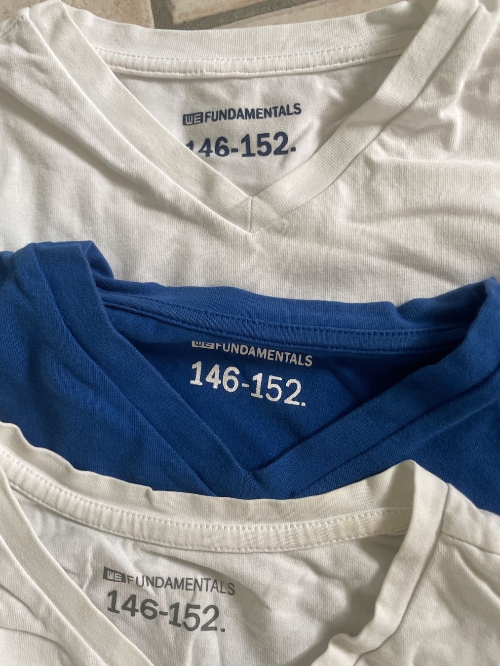 We Camicette, T-shirt & Top: 3 WE stretch T-Shirts Gr.146/152 – Usato da Obergerlafingen venduto da cabo4 1