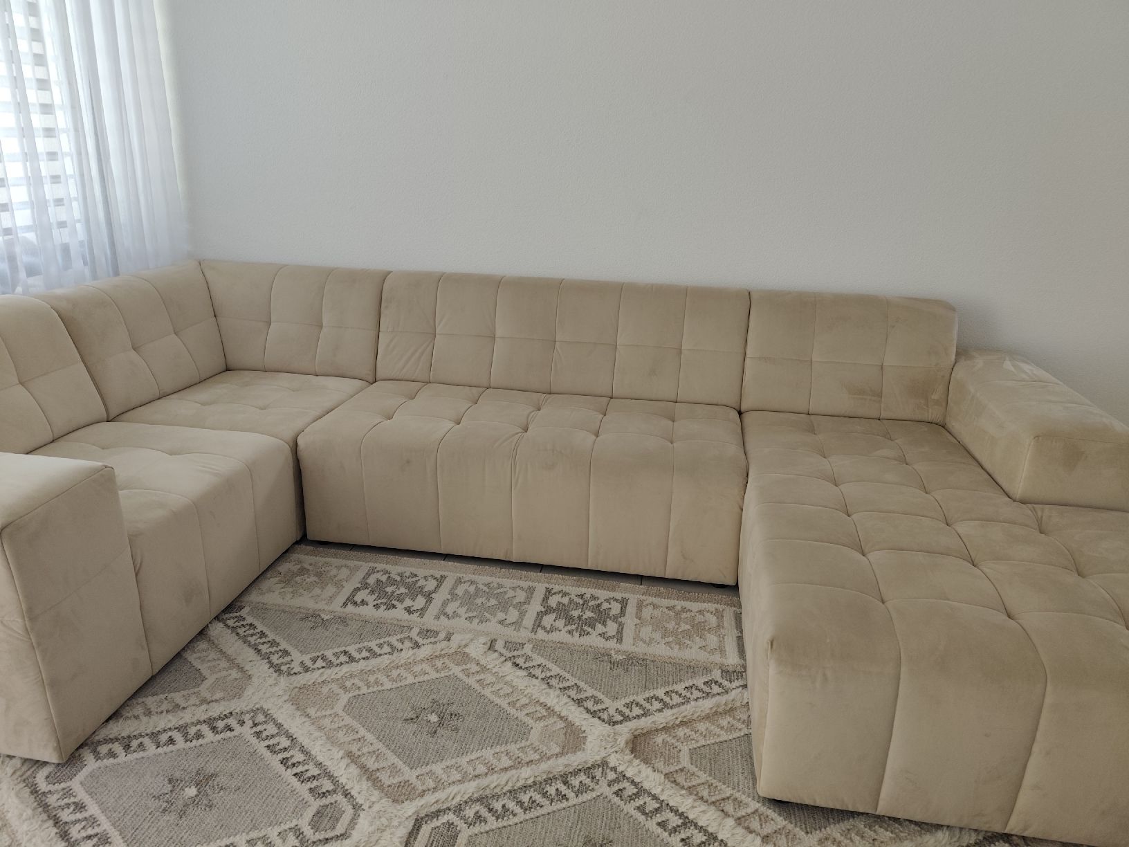 Sofas: wunderschöner Designer Sofa in Beige Samt – Neu (gemäss Beschreibung) aus Luzern von Kanzo82 2