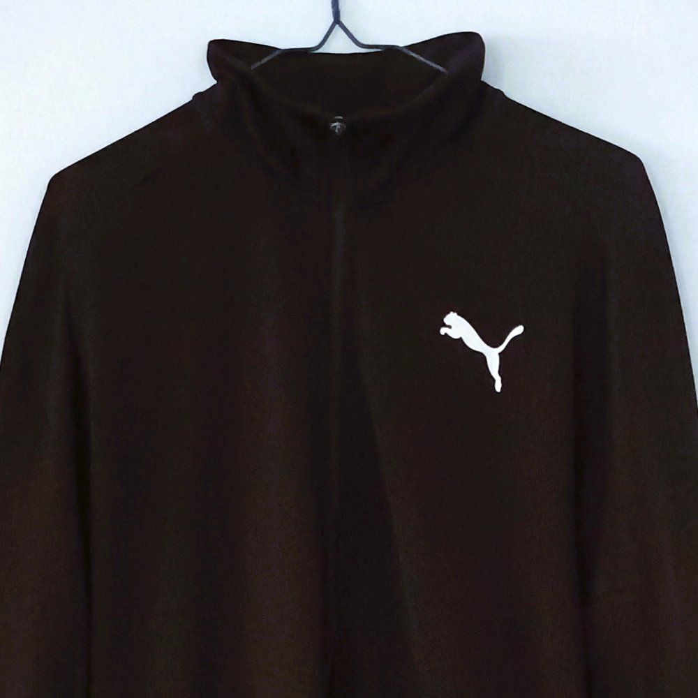 Puma Vestes: Puma Trainerjacke - Grösse M – D'occasion à St. Gallen par cabbageindustries