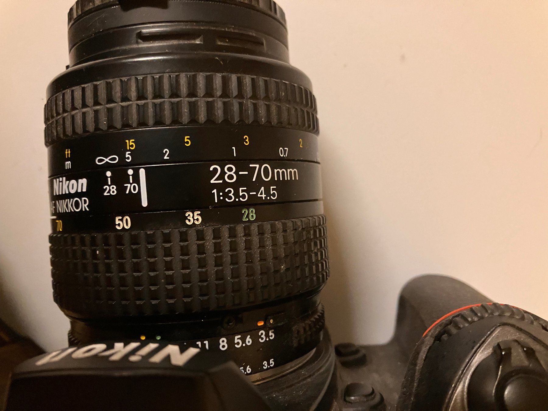 Nikon Fotocamera: Nikkon D200 mit integriertem AF 28 - 70 mm – Usato da Linden venduto da nitsirc 1