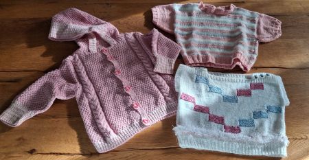 3 süsse Baby-Oberteile, Hoodie, Kurzarmpulli, Pullunder  NEU