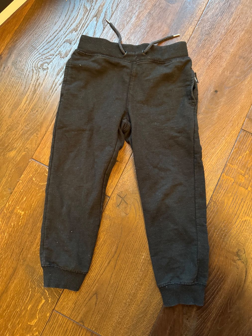 Name It Pantaloni: name it Sweatpants Gr. 104 – Usato da Esslingen venduto da DrBootje