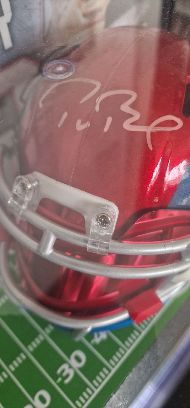 NFL Antike Kleidung: Tom Brady The Goat handpainted mini Helm mit Vitrine – Neu (gemäss Beschreibung) aus Bremgarten AG von Odin85 7