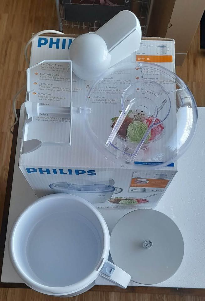 Philips Appareils de cuisine: Philips Eismaschine / Glacemaschine – D'occasion à Rudolfstetten par Stellina1975 1