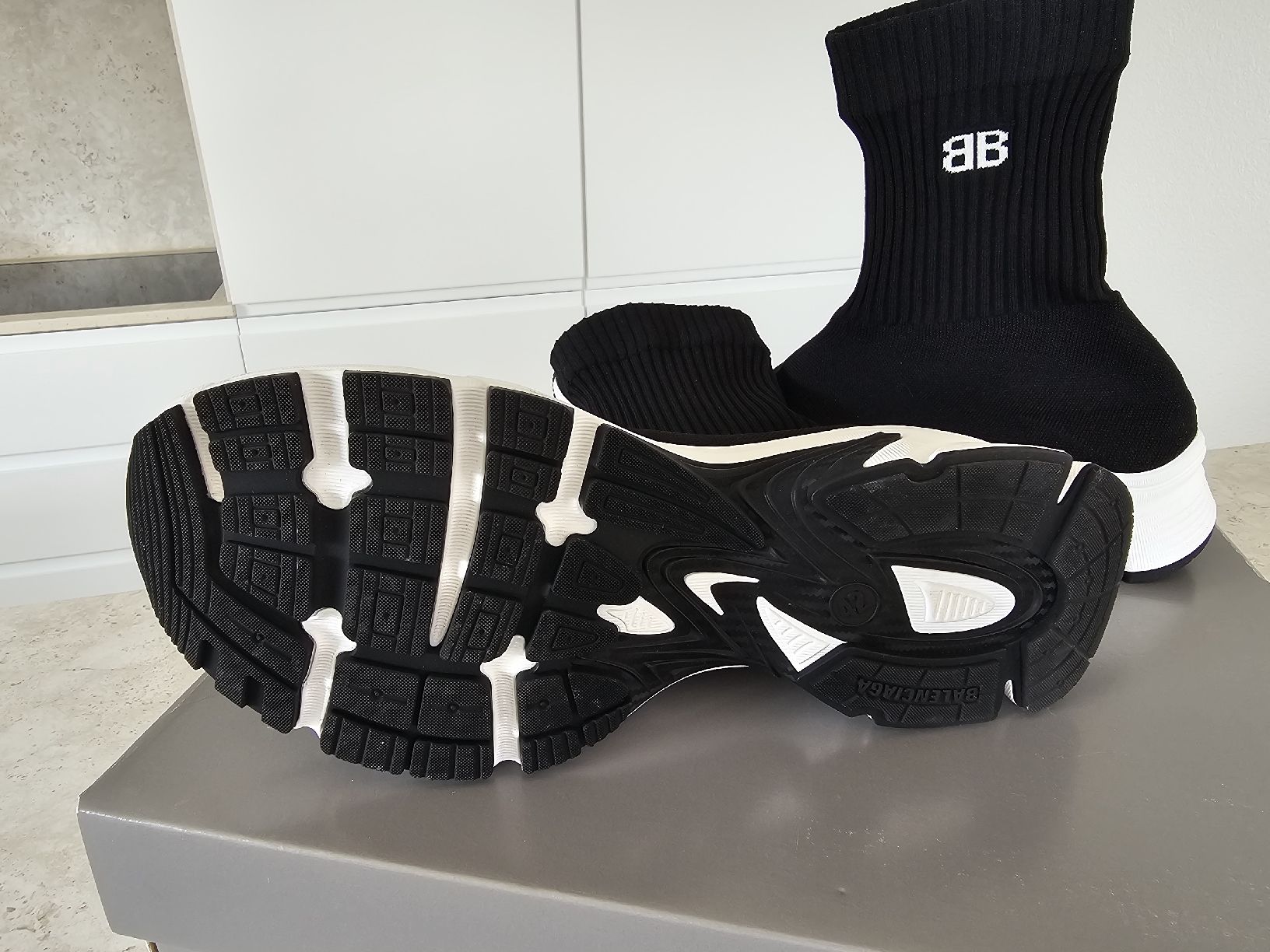 Balenciaga Scarpe da uomo: Balenciaga Speedtrainer 3.0 Gr 42 NEW – Nuovo e nell'imballaggio originale da Biel/Bienne venduto da Switzerland92 3