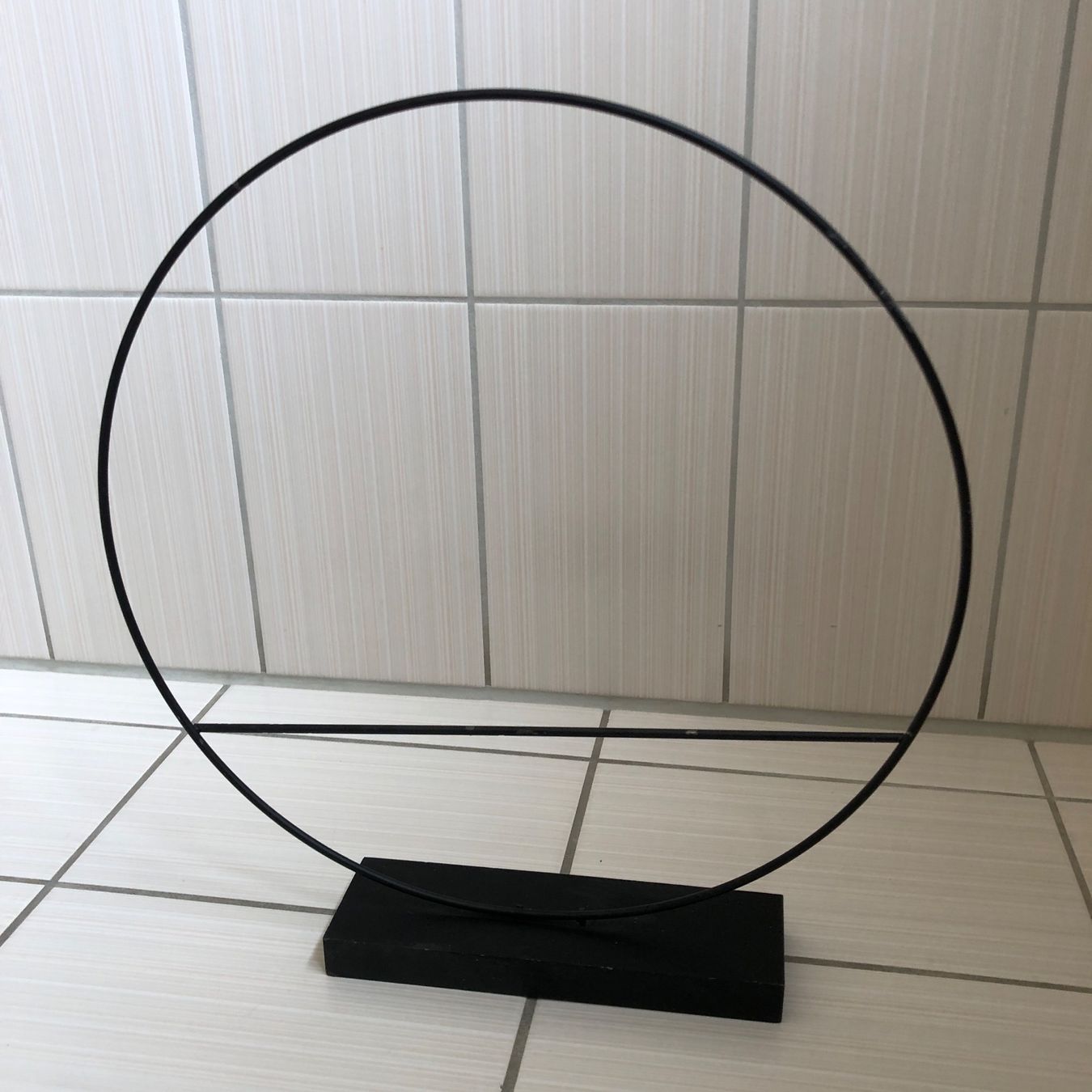 Altro in Decorazioni & Accessori: Metallring auf Base 35cm – Usato da Arth venduto da Vrecam51