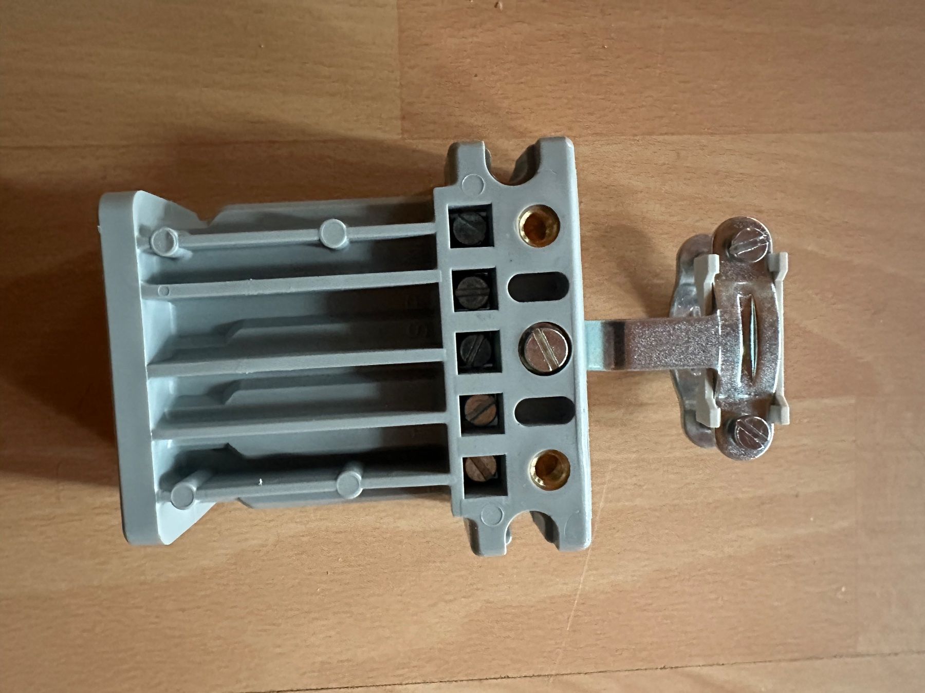 Spine: J25 5 Polige Kupplung NEU – Usato da Huttwil venduto da Bolpa 3