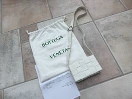 Bottega Veneta Cassette NP. 2400.-