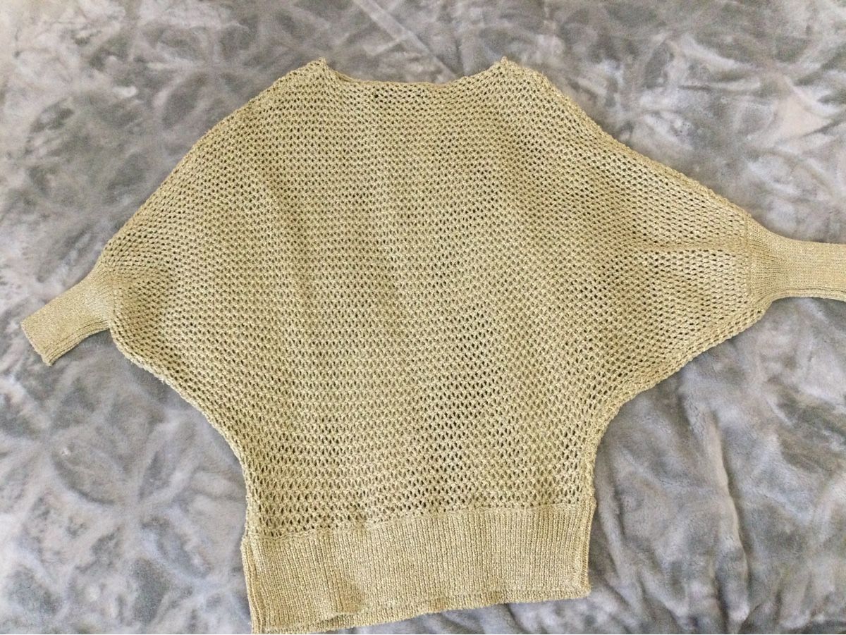 Maglioni & Felpe: Pullover Gold gelocht neuwertig  – Usato da Villnachern venduto da Anita2006 2