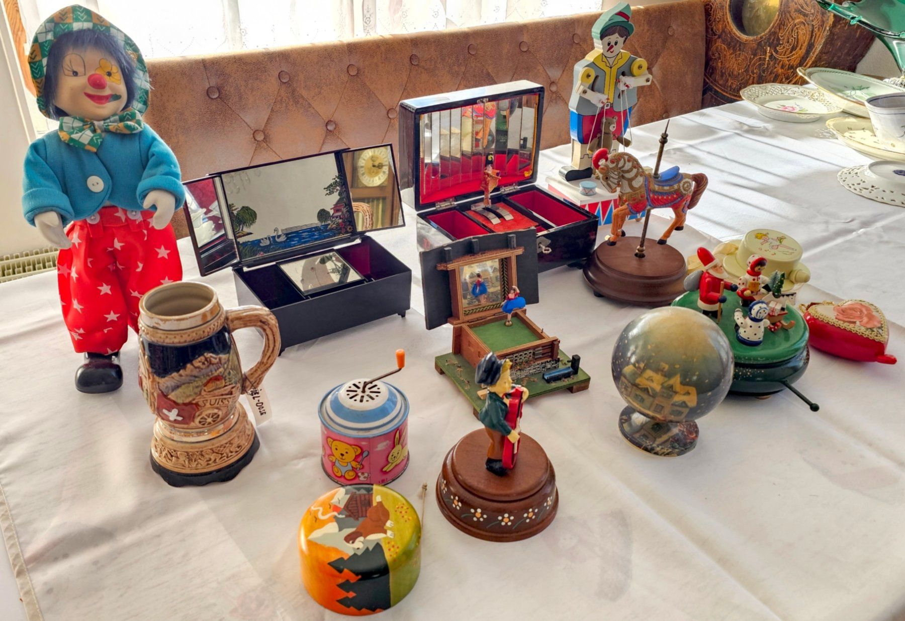 Carillon: Spieldosen – Usato da Walenstadt venduto da pedroju-1 2