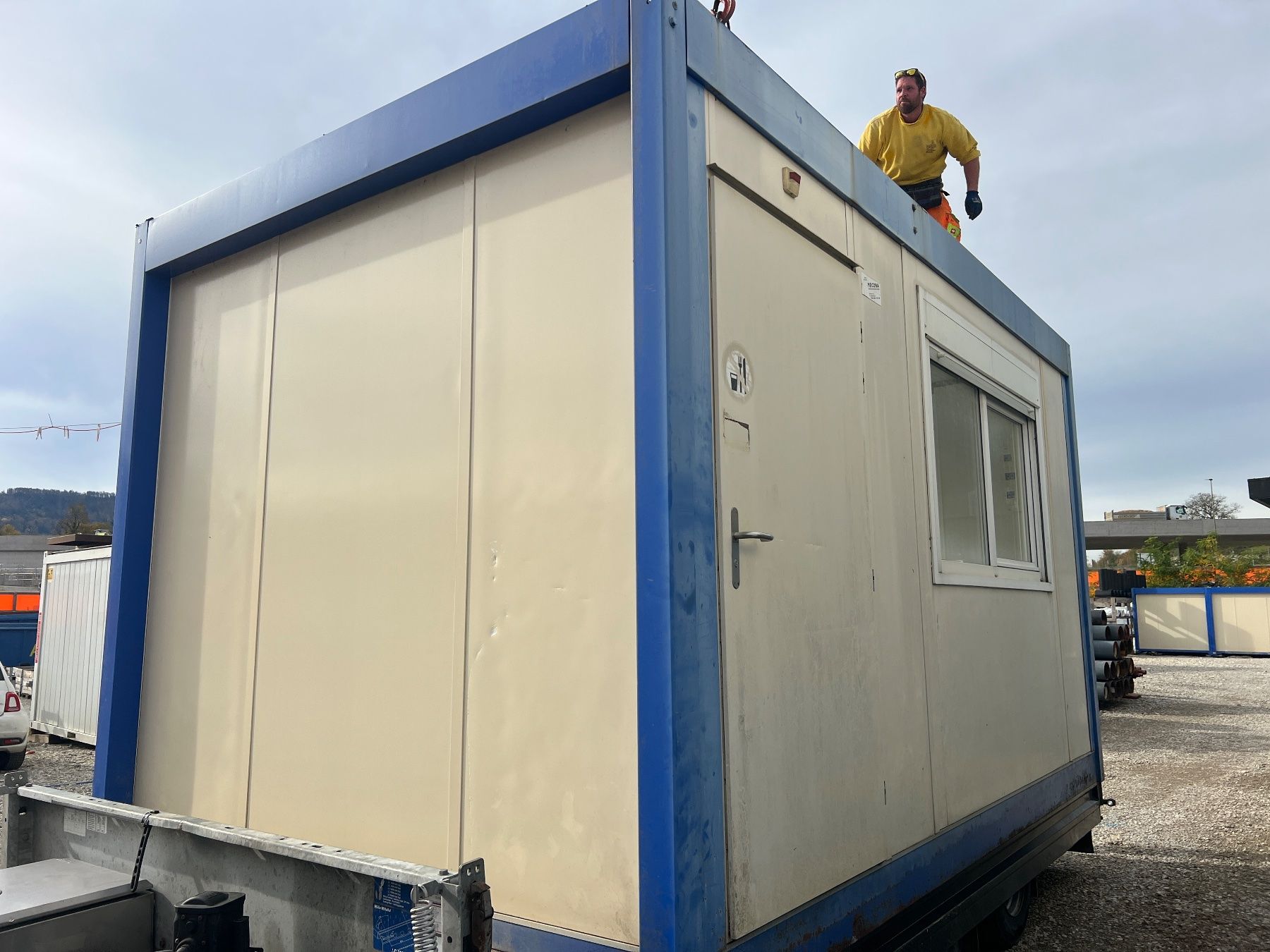 Baucontainer: Baubüro Containeranlage 3 Elemente 45m2! – Gebraucht aus Egg b. Zürich von SwissTradingAgency