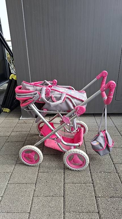 Carrozzine per bambole: Puppenwagen  – Usato da Ernetschwil venduto da 78Pitsch 2
