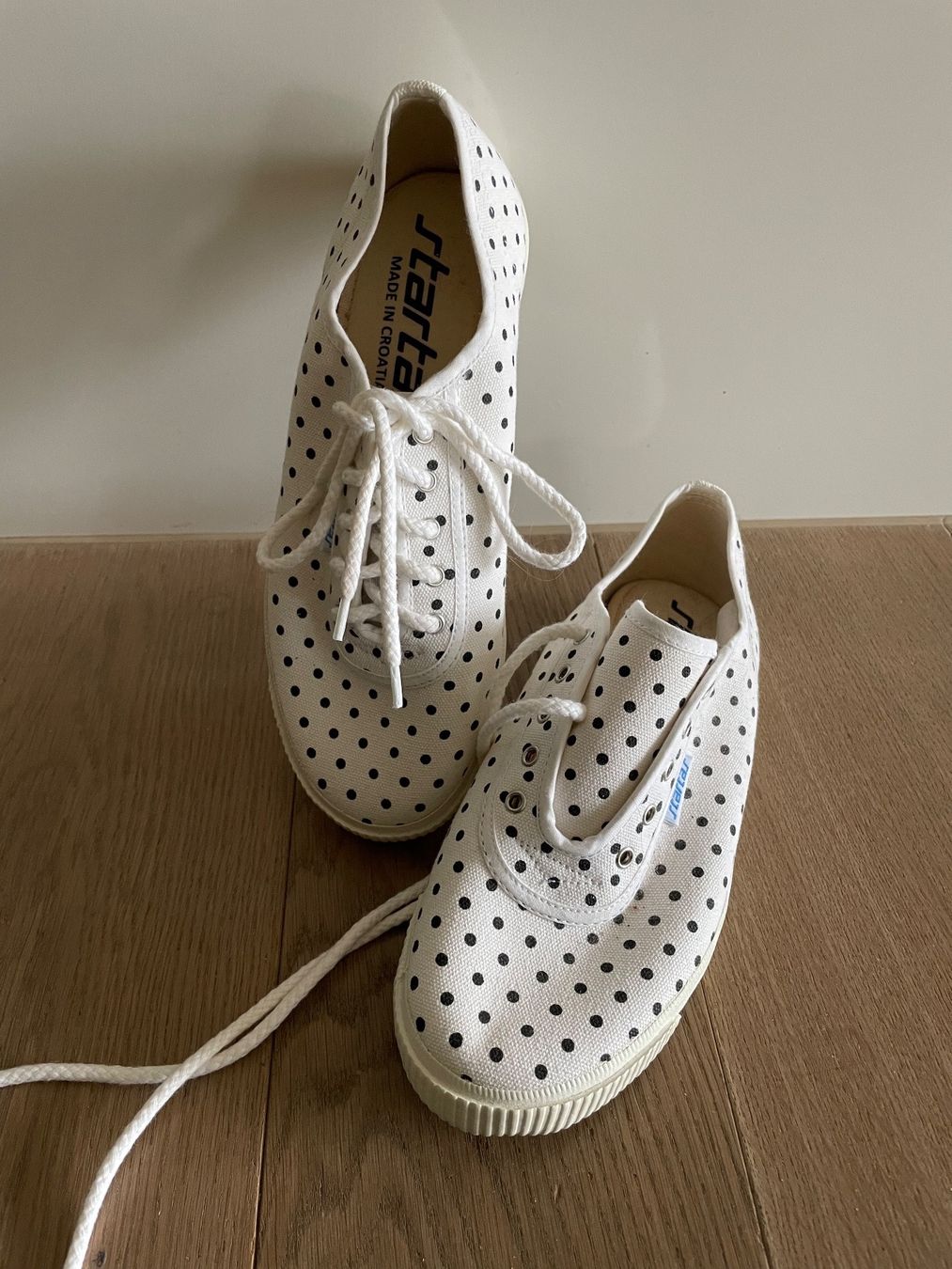4Riders Damenschuhe: Sneaker, 39 – Neu (gemäss Beschreibung) aus Neuwilen von bobbel01