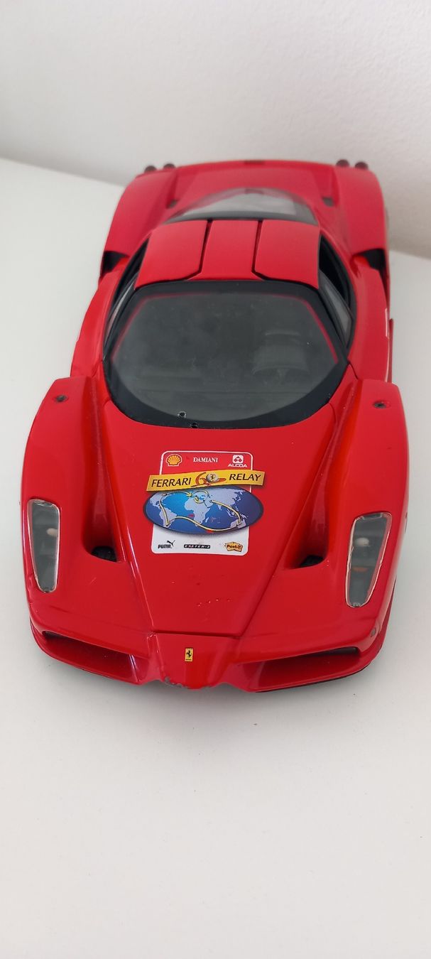 Ferrari Modellini d'auto: ENZO RERRARI 1/18 – Usato da Balsthal venduto da Marica75