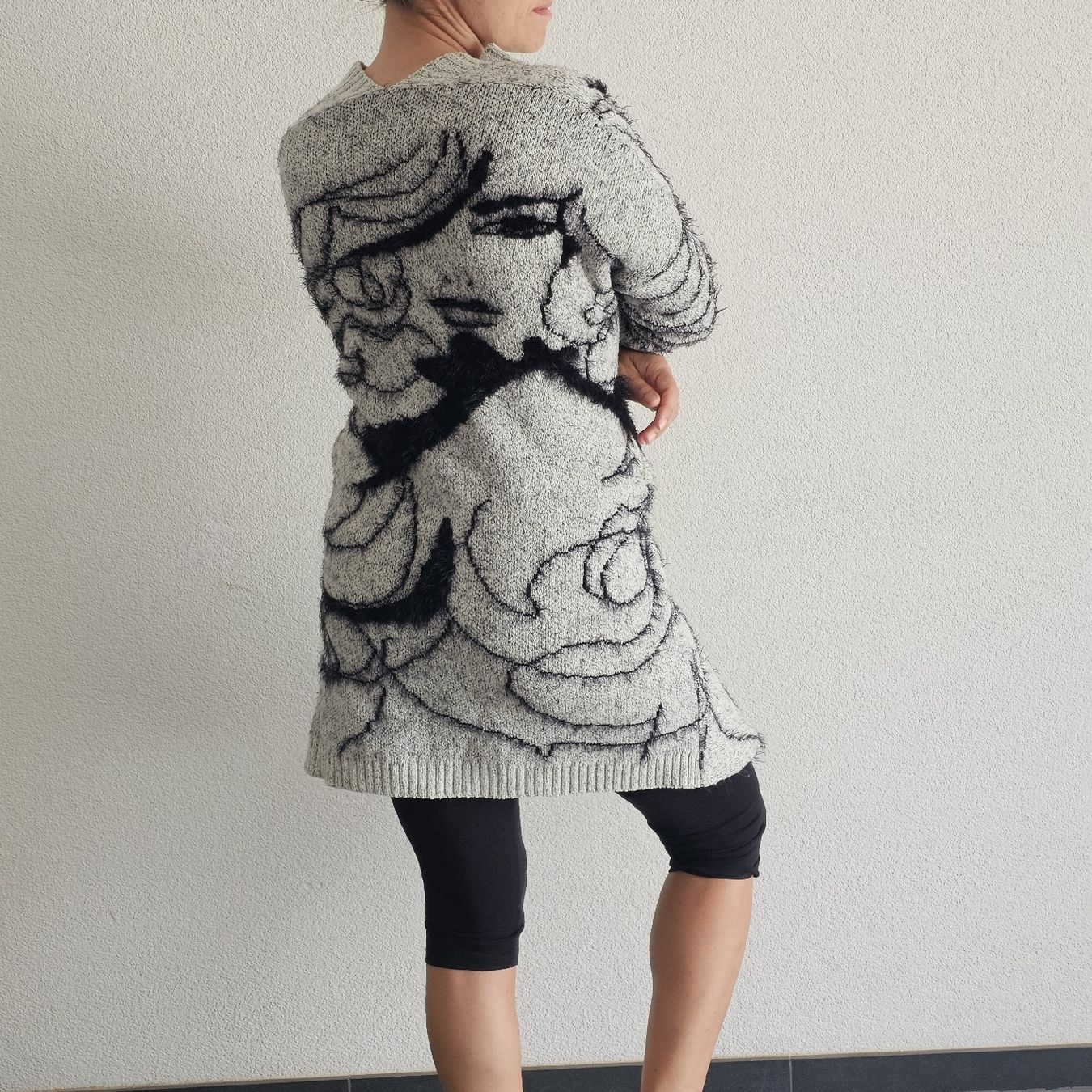 Giacche: Cosy Cardigan, Grey with unique Pattern, Size Medium. – Nuovo (secondo la descrizione) da Matten b. Interl venduto da Vanilla8 6