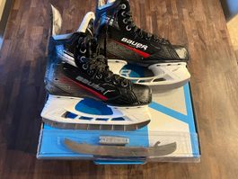 Bauer Vapor X3 Schlittschuhe in Gr. 4.5, inkl. 2. Kufenpaar