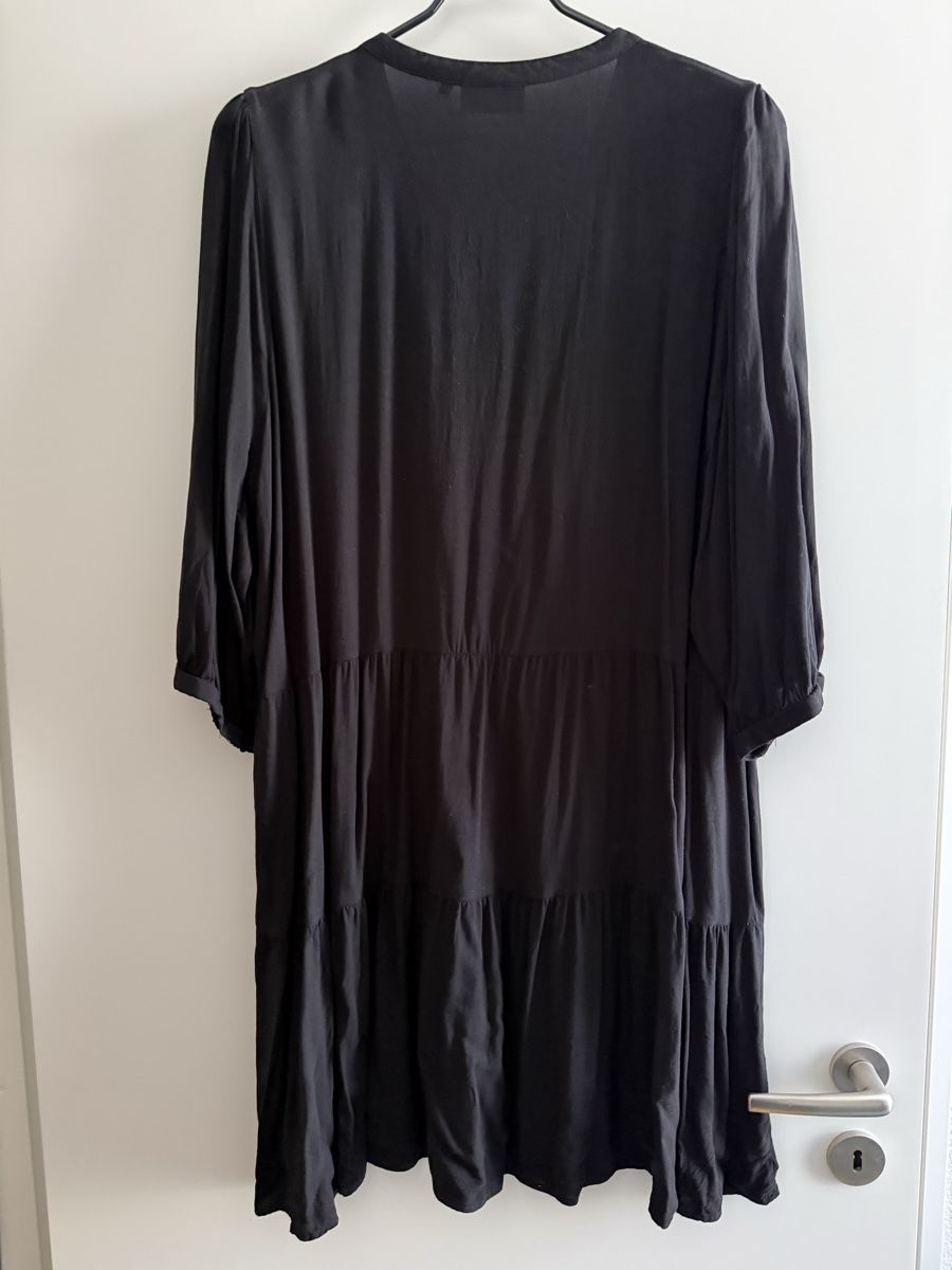 Only Vestiti: Only Carmakoma Kleid Grösse 52 – Nuovo (secondo la descrizione) da Zürich venduto da tzi_w9qk 1