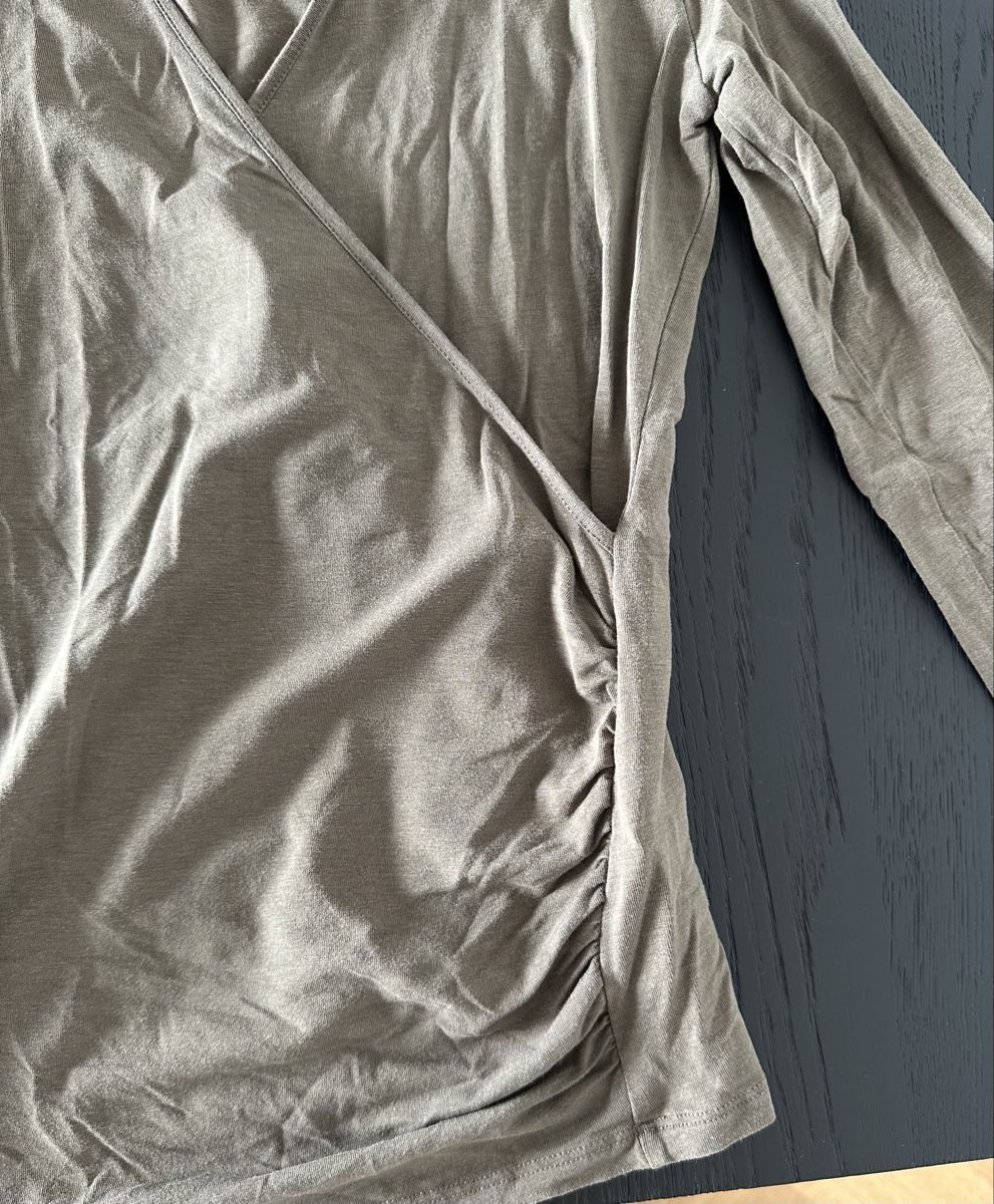 Max Mara Top: XS Wrap Top - Weekend Max Mara – Usato da Zürich venduto da juz_2t2j 1